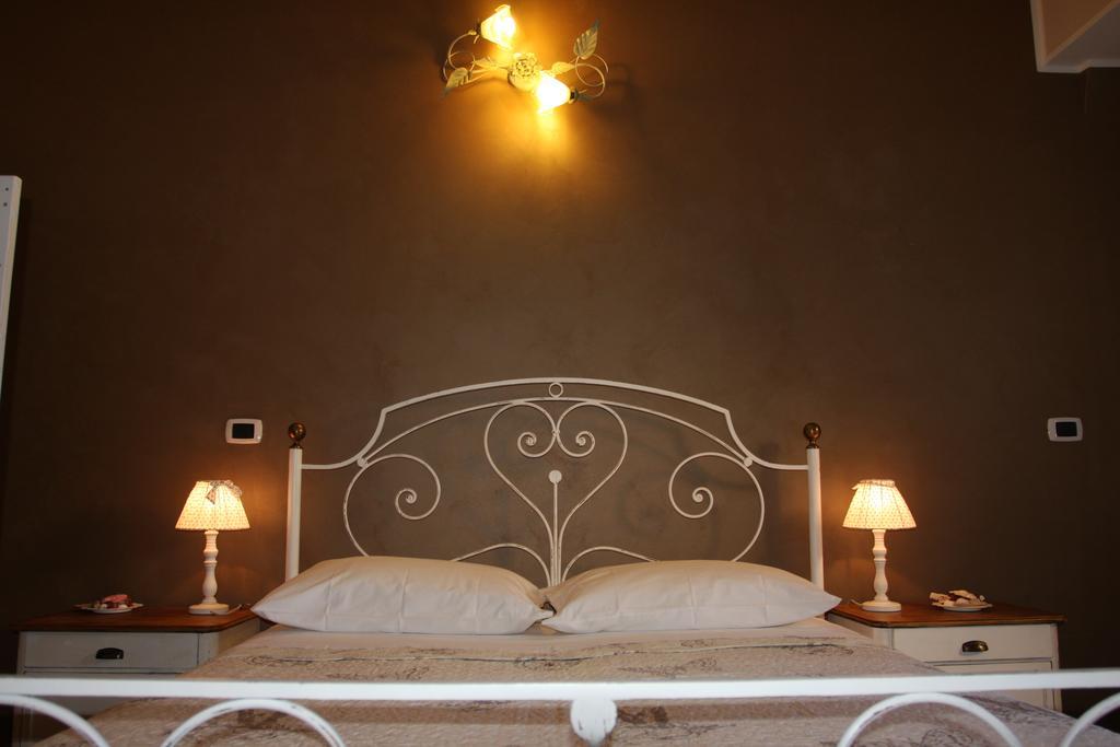 B&B Cascina Barolo Torino Szoba fotó
